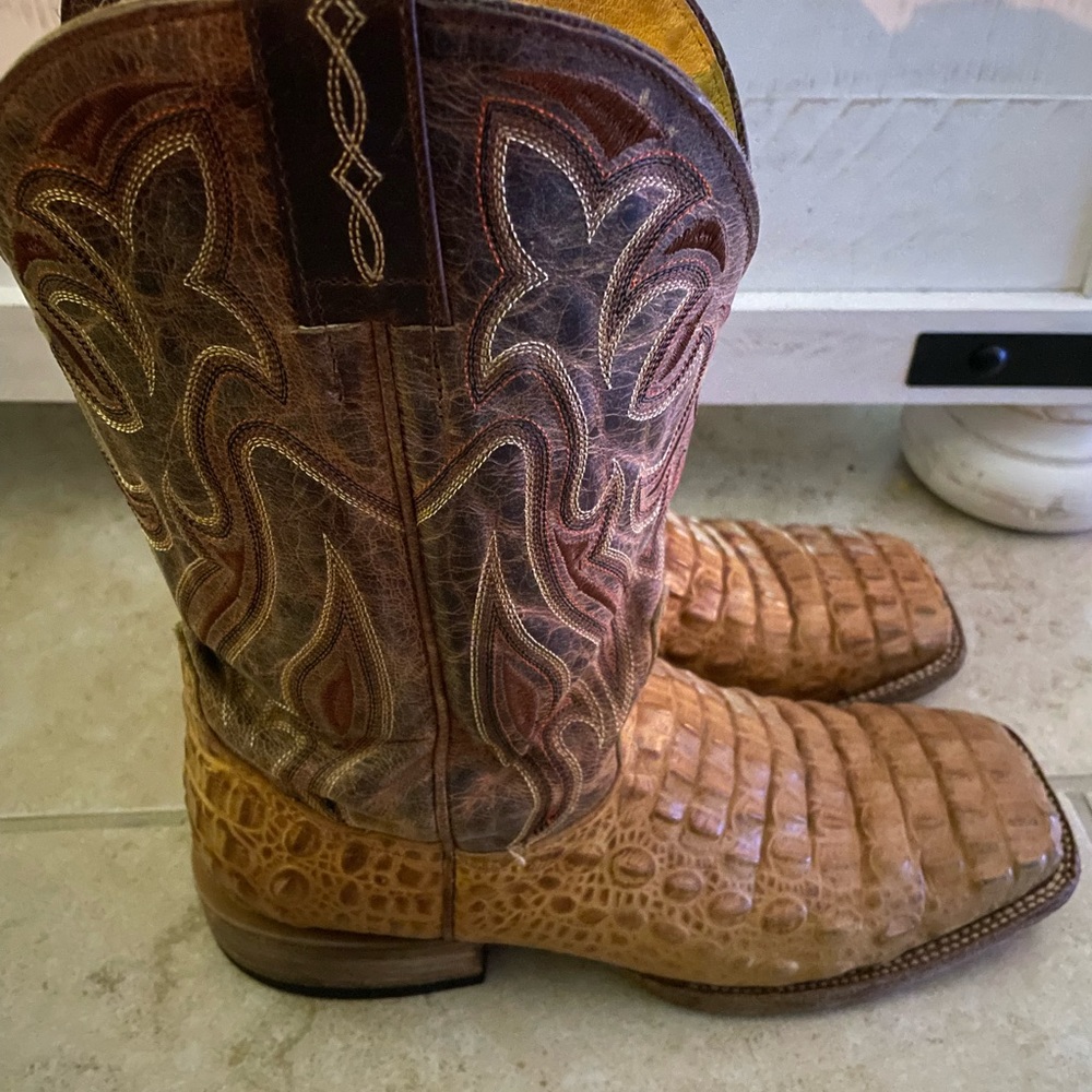 GATOR Skin Boots size 9EE